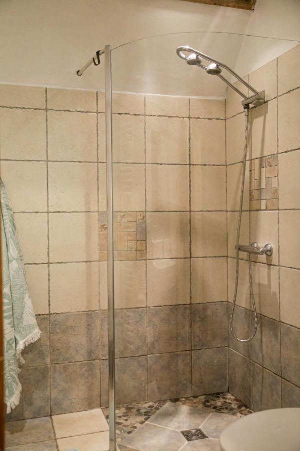 مبيت وإفطار Domaine Du Bourg Salon المظهر الخارجي الصورة